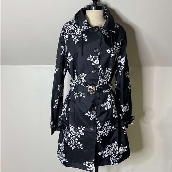 Capelli New York black and white floral print hooded RainTrench Coat - Picture 2 of 16